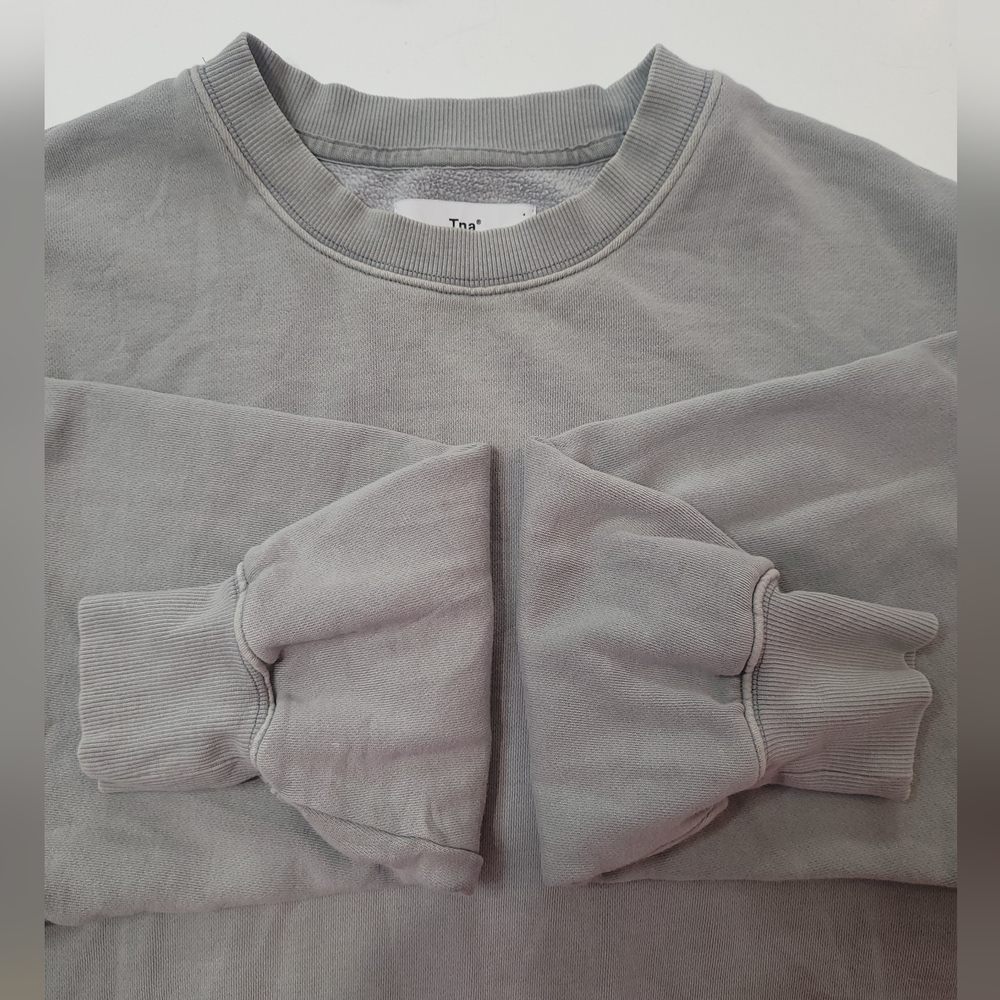 Aritzia Tna Cozy Fleece Oversized Crew Grey Sweatshirt - Picture 7 of 9